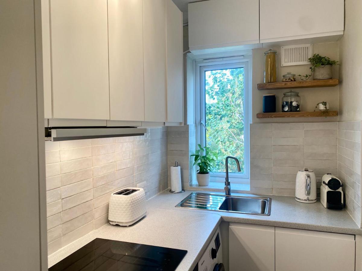 Newly Refurbished 2 Bedroom Apartment In South Londra Exterior foto