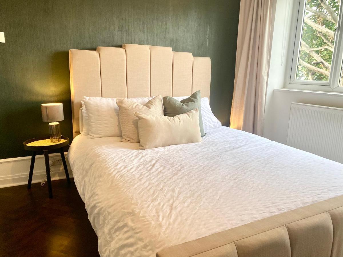 Newly Refurbished 2 Bedroom Apartment In South Londra Exterior foto