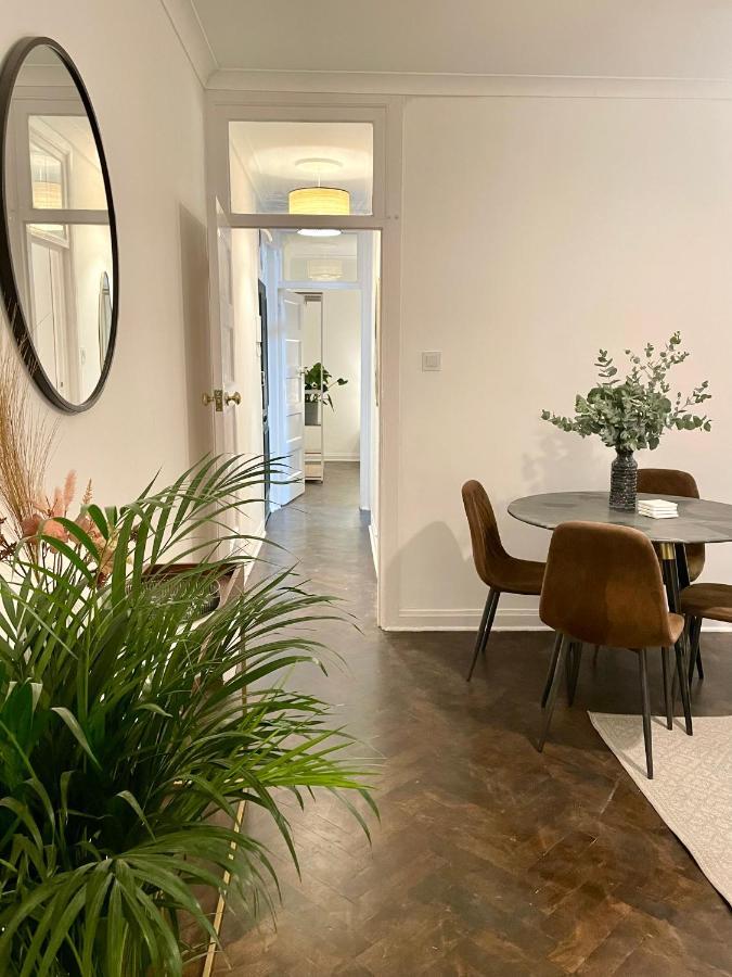 Newly Refurbished 2 Bedroom Apartment In South Londra Exterior foto